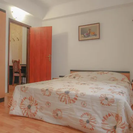 Boris Two Apartman *